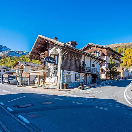 Apartament Dany Saroch *